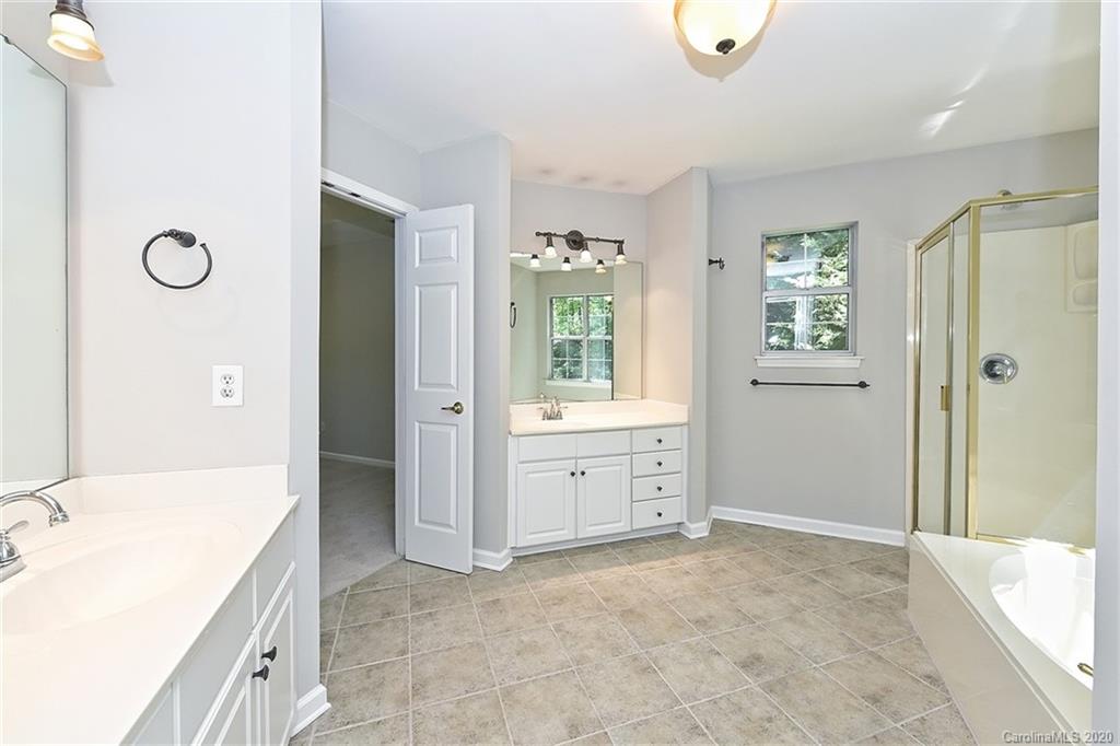 2719 Parham Place Charlotte NC 28270