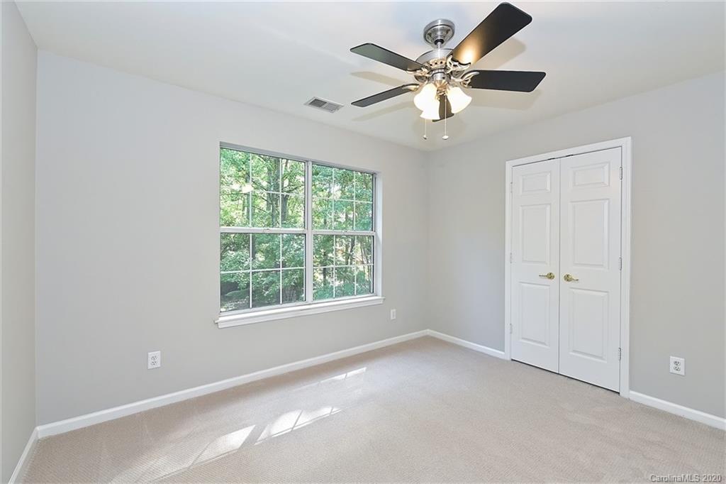 2719 Parham Place Charlotte NC 28270