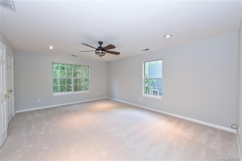 2719 Parham Place Charlotte NC 28270