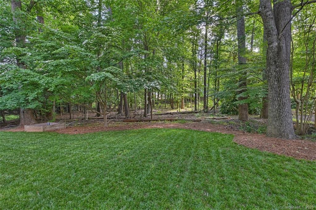 2719 Parham Place Charlotte NC 28270