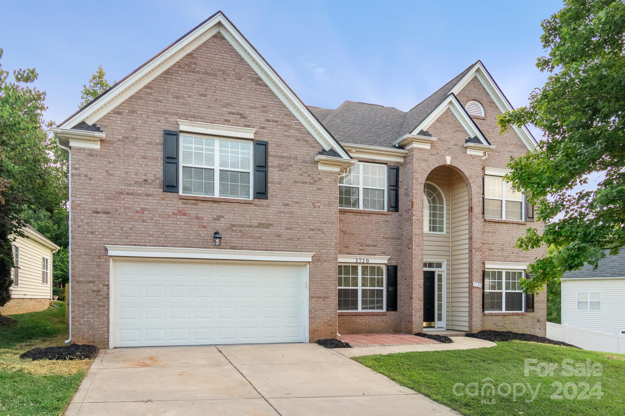 3720 Watts Bluff Drive Charlotte NC 28213