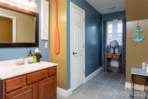 39 Kirkland Drive Asheville NC 28805