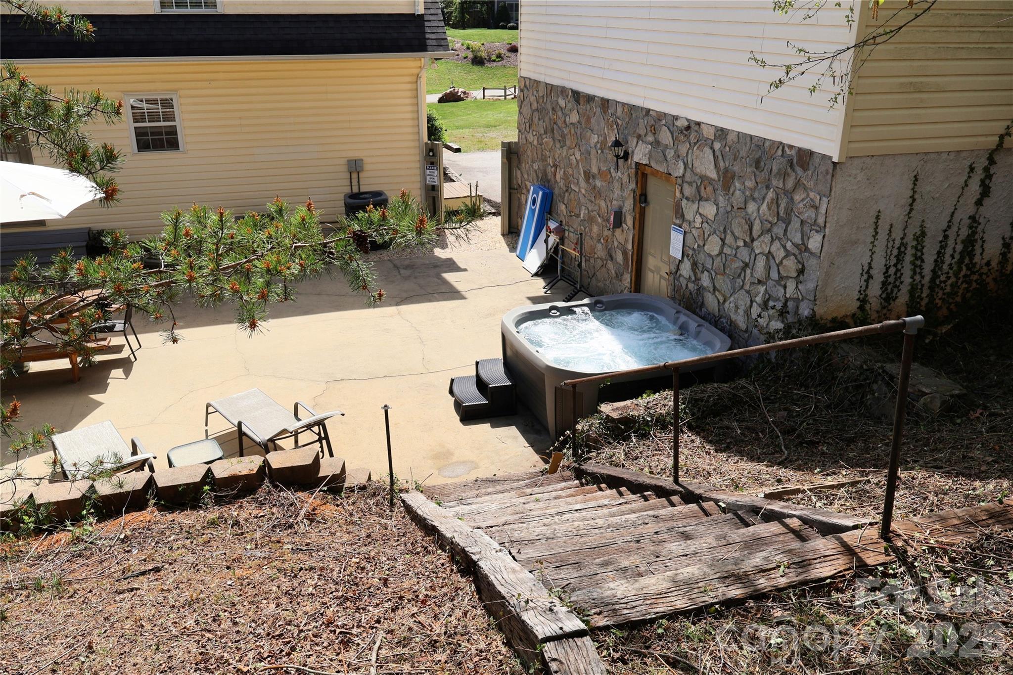 39 Kirkland Drive Asheville NC 28805