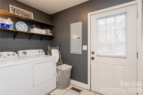 39 Kirkland Drive Asheville NC 28805