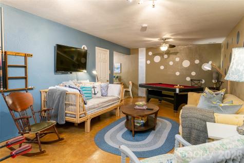 39 Kirkland Drive Asheville NC 28805