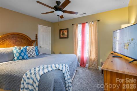 39 Kirkland Drive Asheville NC 28805