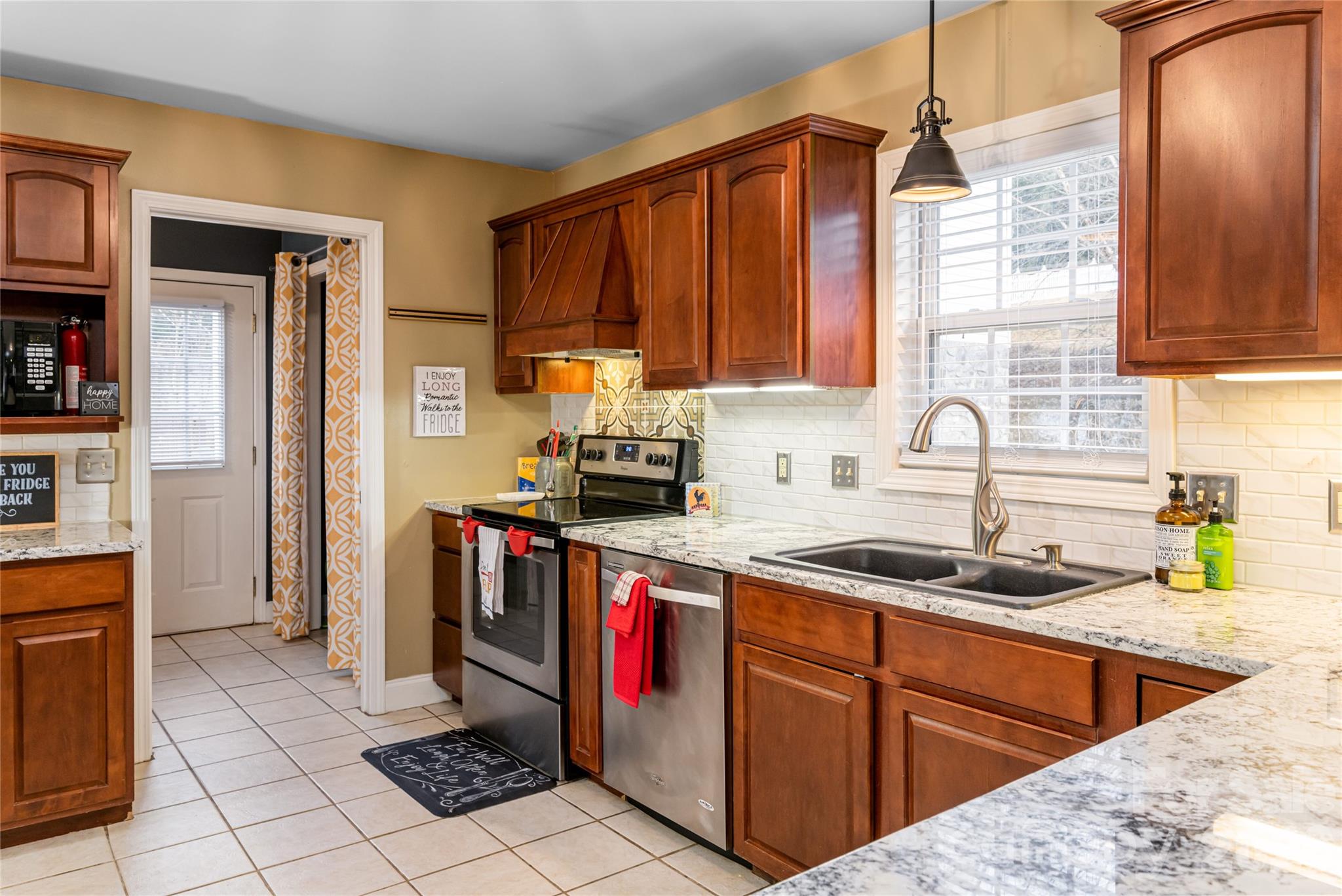 39 Kirkland Drive Asheville NC 28805