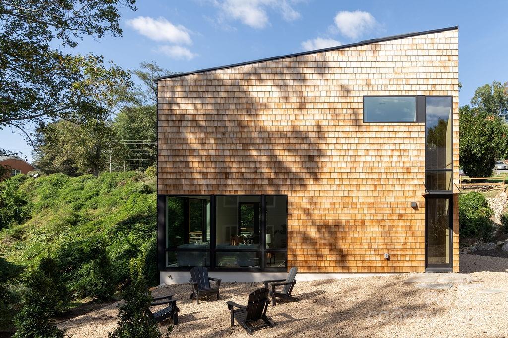 7 Haith Drive Asheville NC 28801