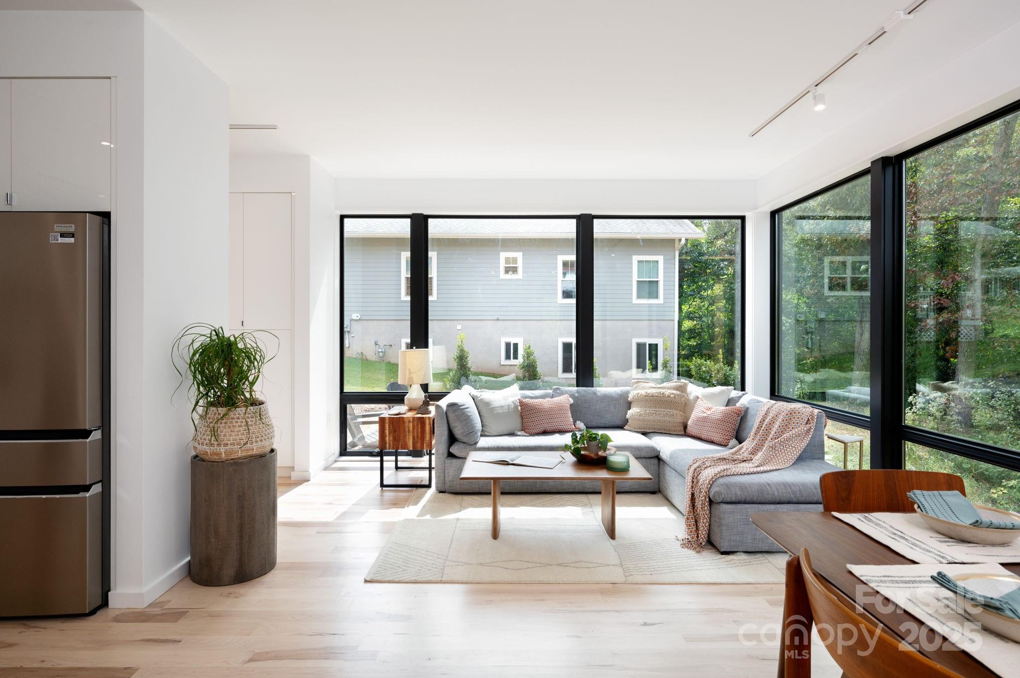 7 Haith Drive Asheville NC 28801