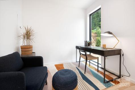 7 Haith Drive Asheville NC 28801