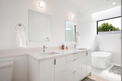 7 Haith Drive Asheville NC 28801