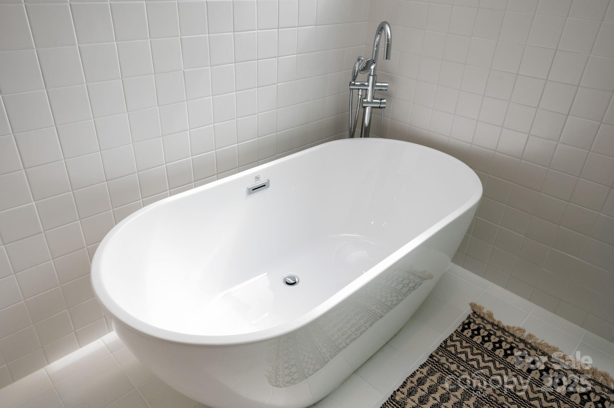 7 Haith Drive Asheville NC 28801