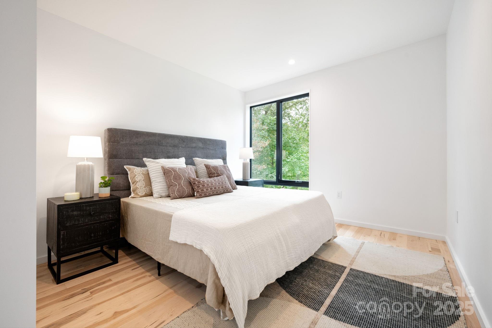 7 Haith Drive Asheville NC 28801