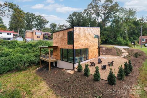 7 Haith Drive Asheville NC 28801