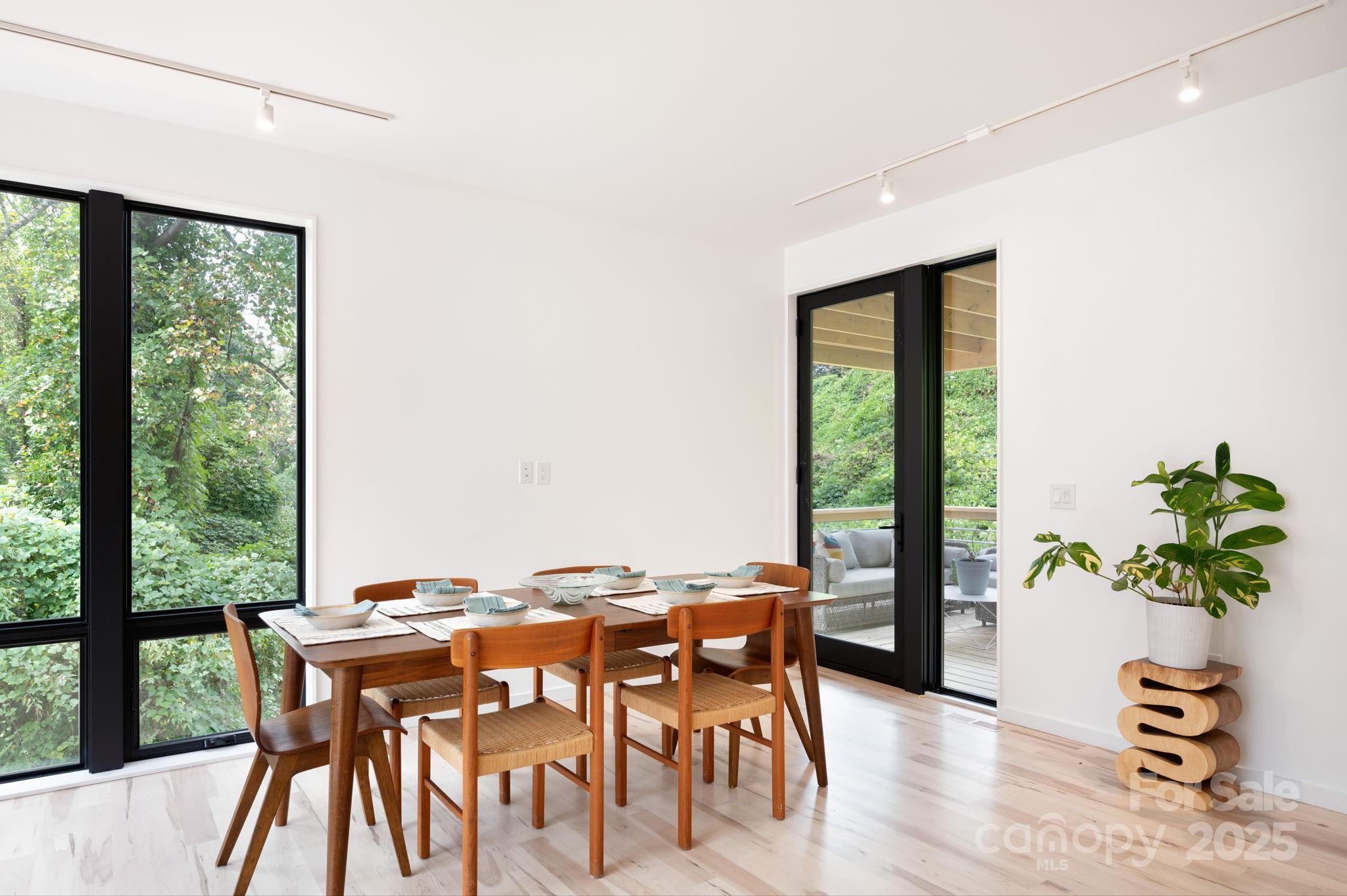 7 Haith Drive Asheville NC 28801