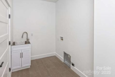 105 Sheila Wynne Drive Fletcher NC 28732