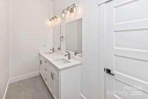 105 Sheila Wynne Drive Fletcher NC 28732