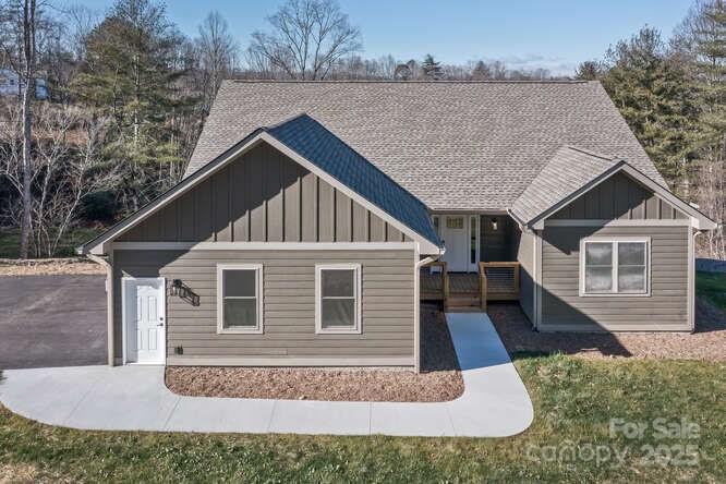 105 Sheila Wynne Drive Fletcher NC 28732