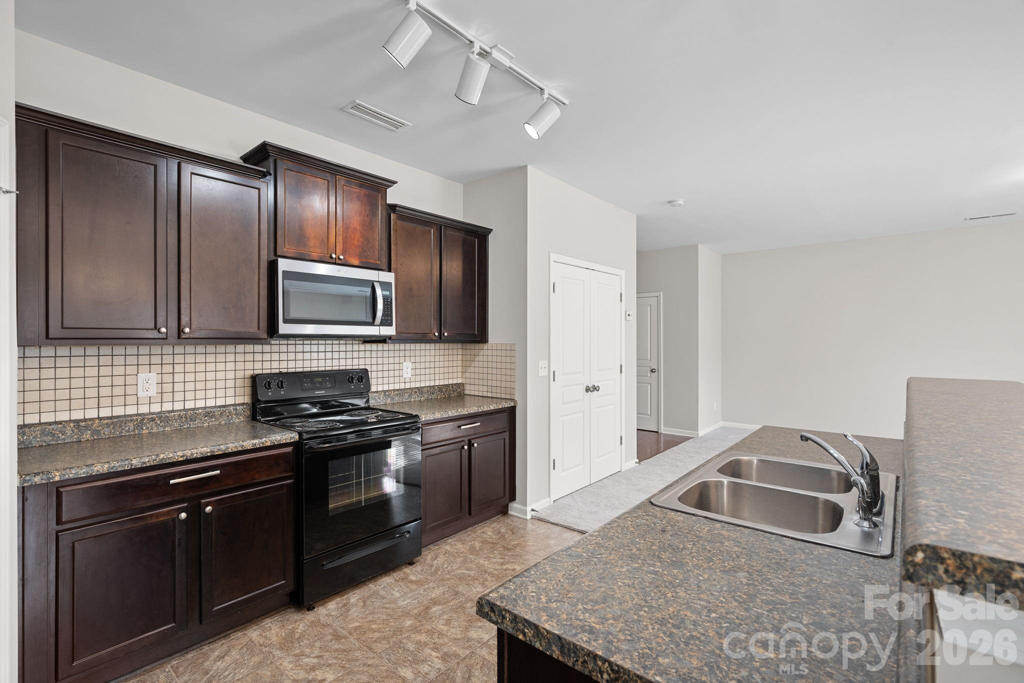 14227 Drake Watch Lane Charlotte NC 28262