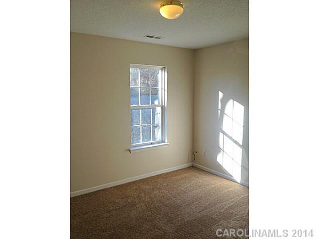 11106 Olde English Drive Charlotte NC 28216