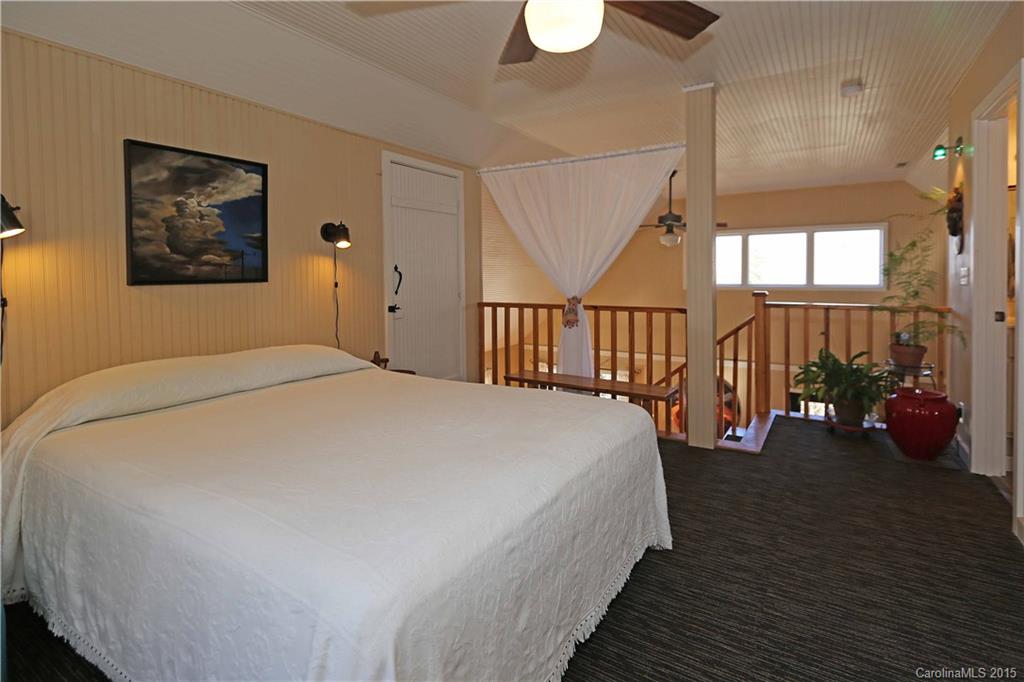 50 Bartlett Mountain Road Asheville NC 28805