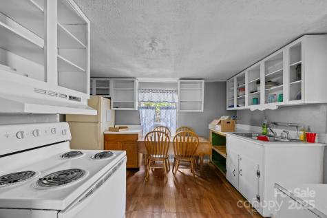 378 Emma Road Asheville NC 28806