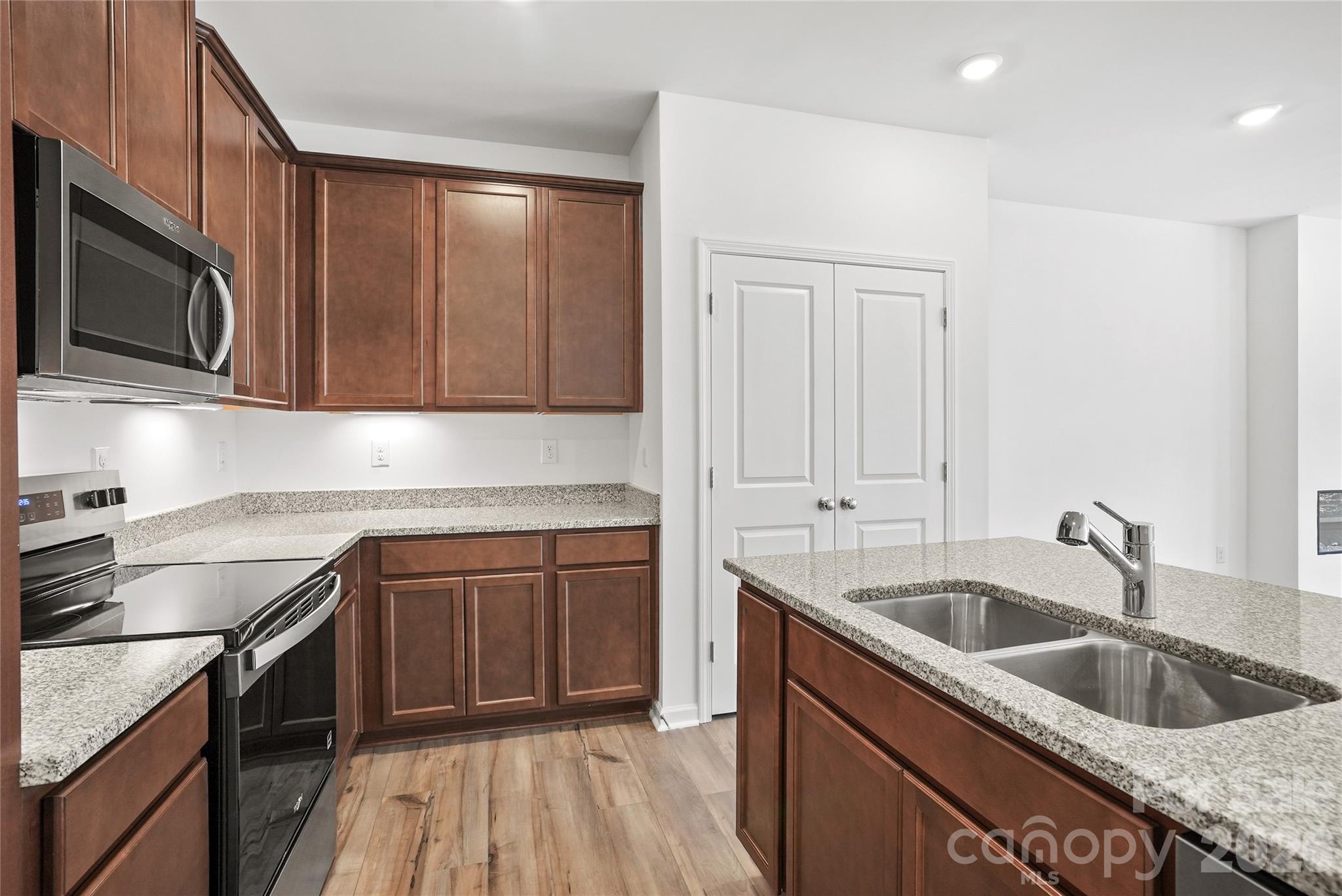 11916 Oak Street Charlotte NC 28269