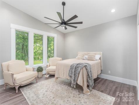 71 Scott Meadows Drive Asheville NC 28806
