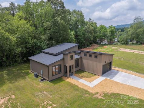 71 Scott Meadows Drive Asheville NC 28806