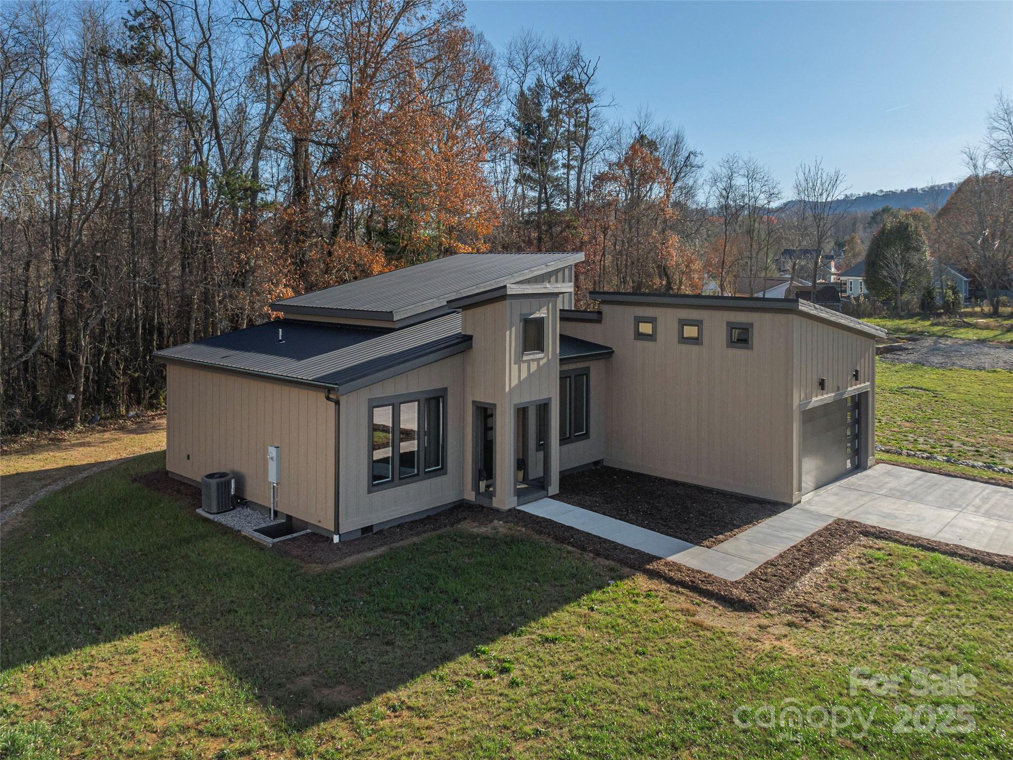 71 Scott Meadows Drive Asheville NC 28806
