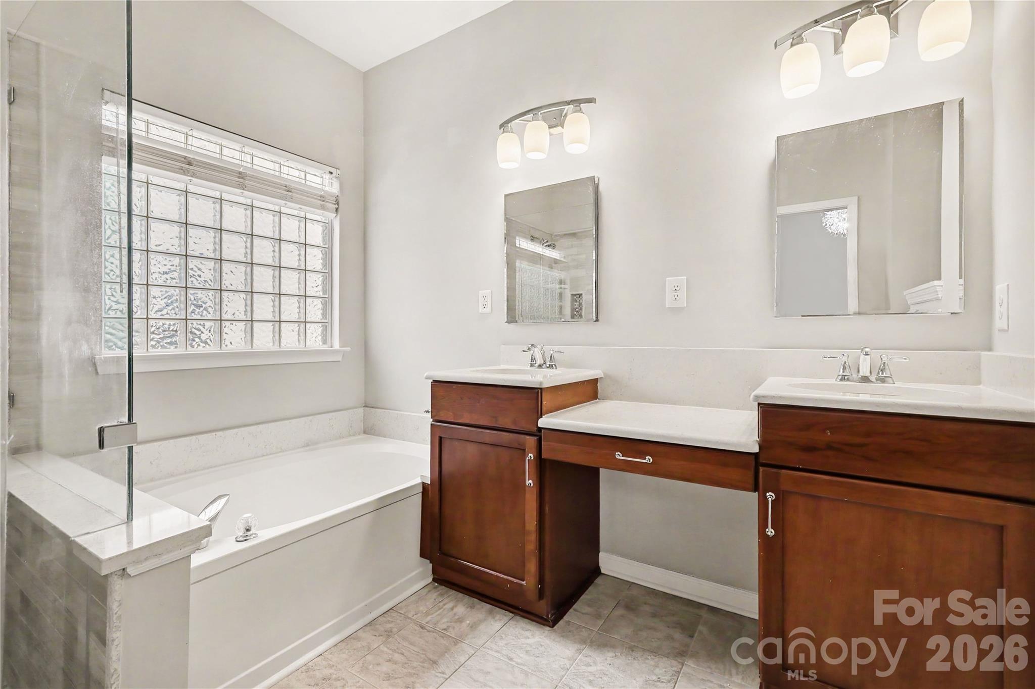 10312 Fairbourne Court Charlotte NC 28269