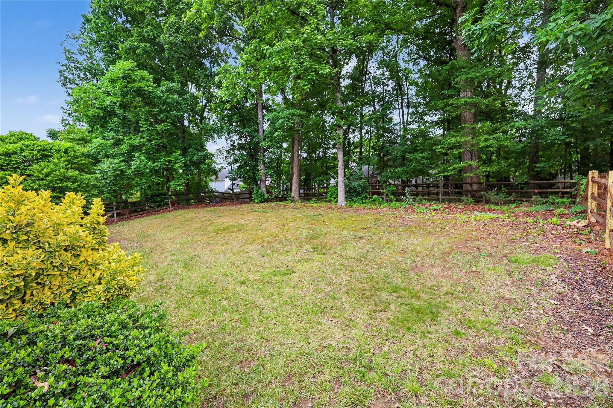 10312 Fairbourne Court Charlotte NC 28269