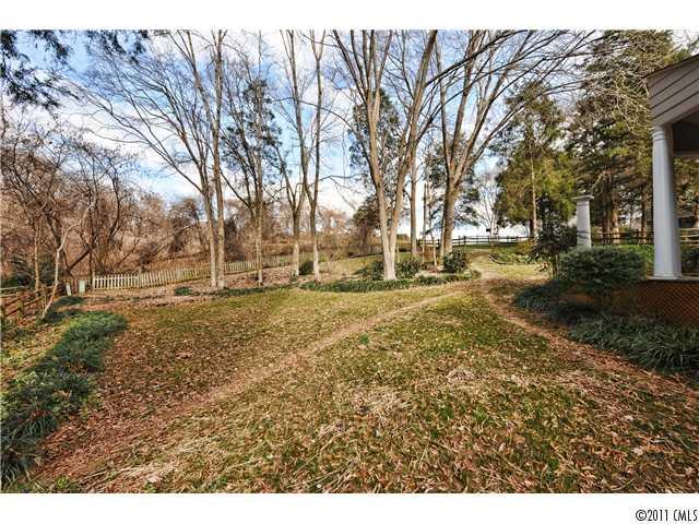 2608 Fernbank Drive Charlotte NC 28226
