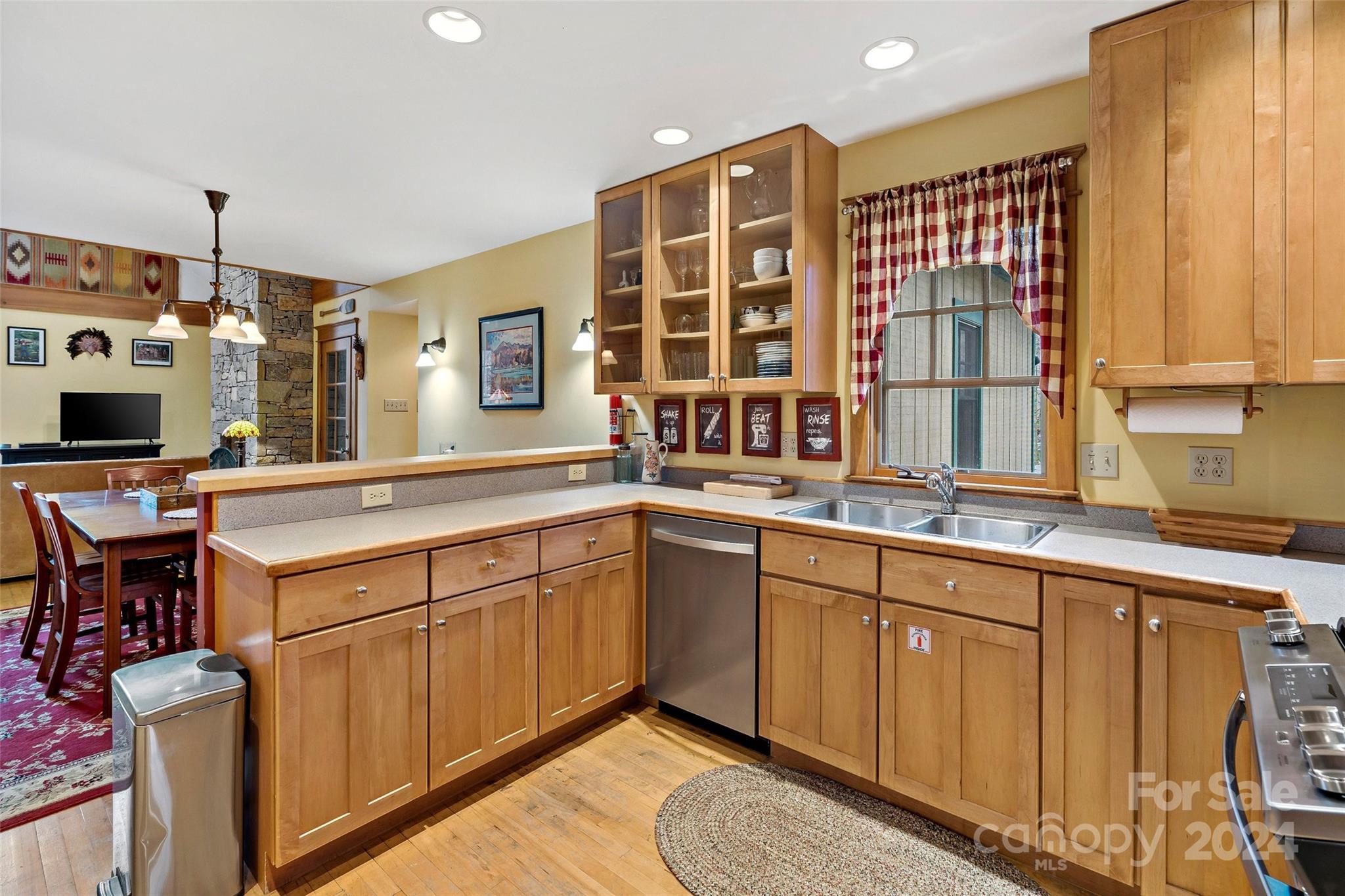 410 S Cherokee Avenue Black Mountain NC 28711