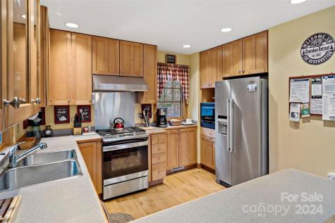 410 S Cherokee Avenue Black Mountain NC 28711