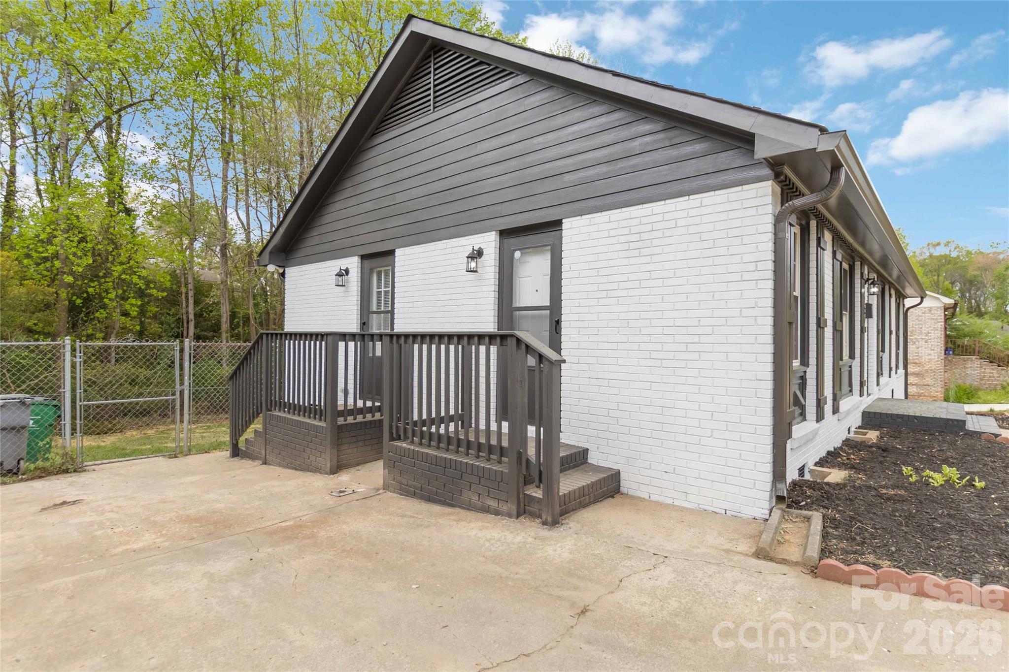 6726 Barrington Drive Charlotte NC 28215