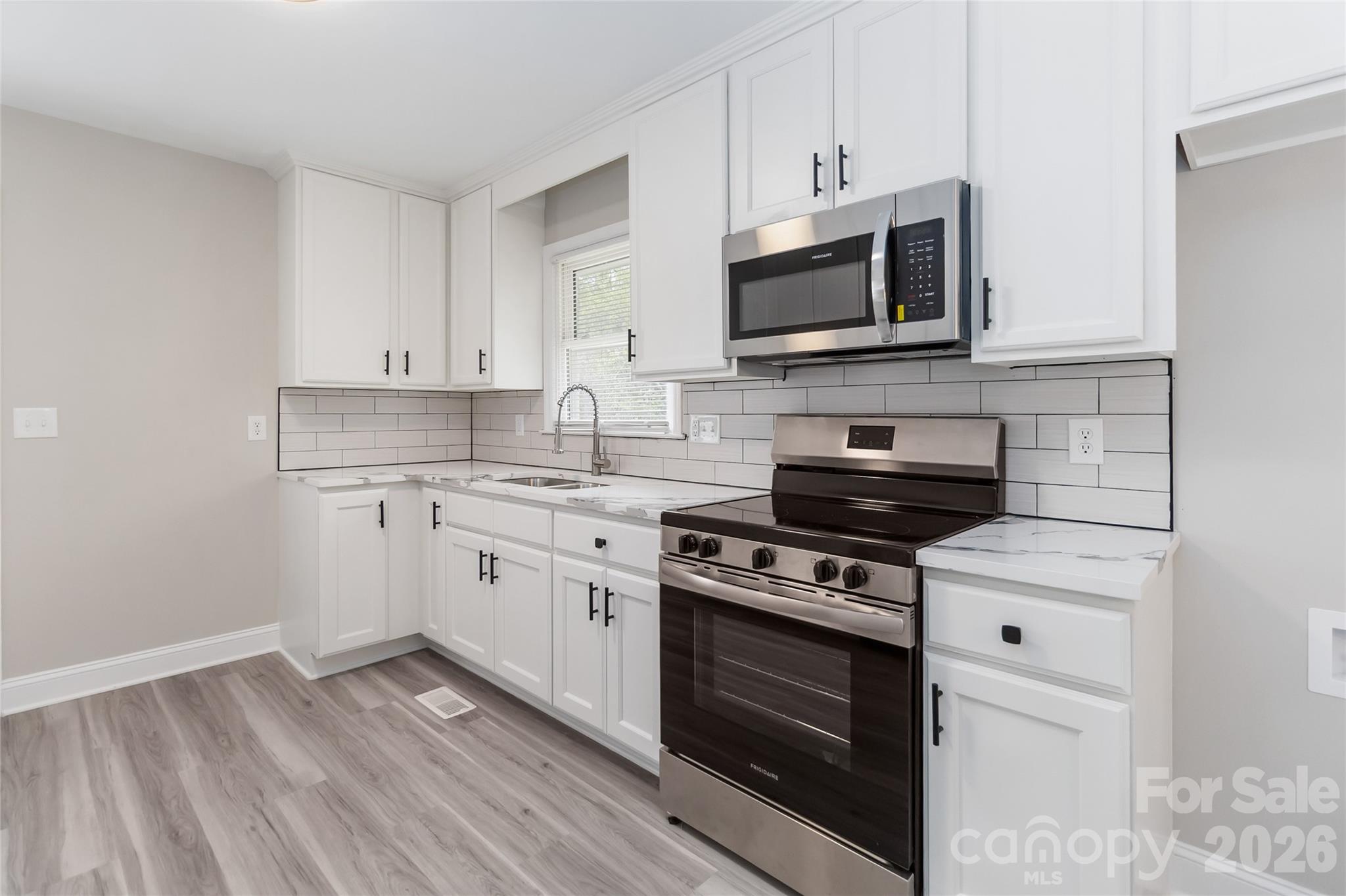 6726 Barrington Drive Charlotte NC 28215