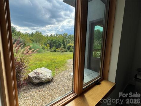 17 Fig Tree Lane Asheville NC 28803