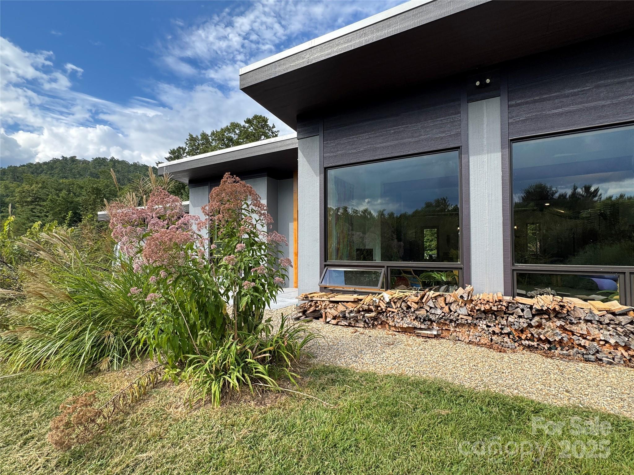 17 Fig Tree Lane Asheville NC 28803