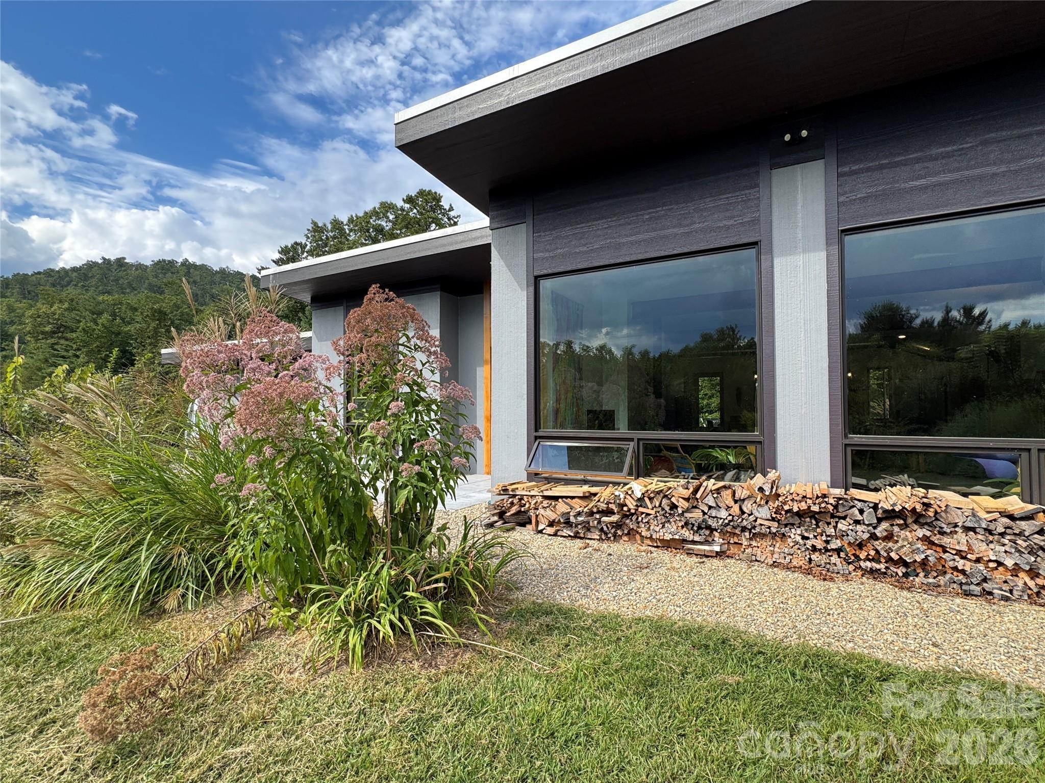 17 Fig Tree Lane Asheville NC 28803