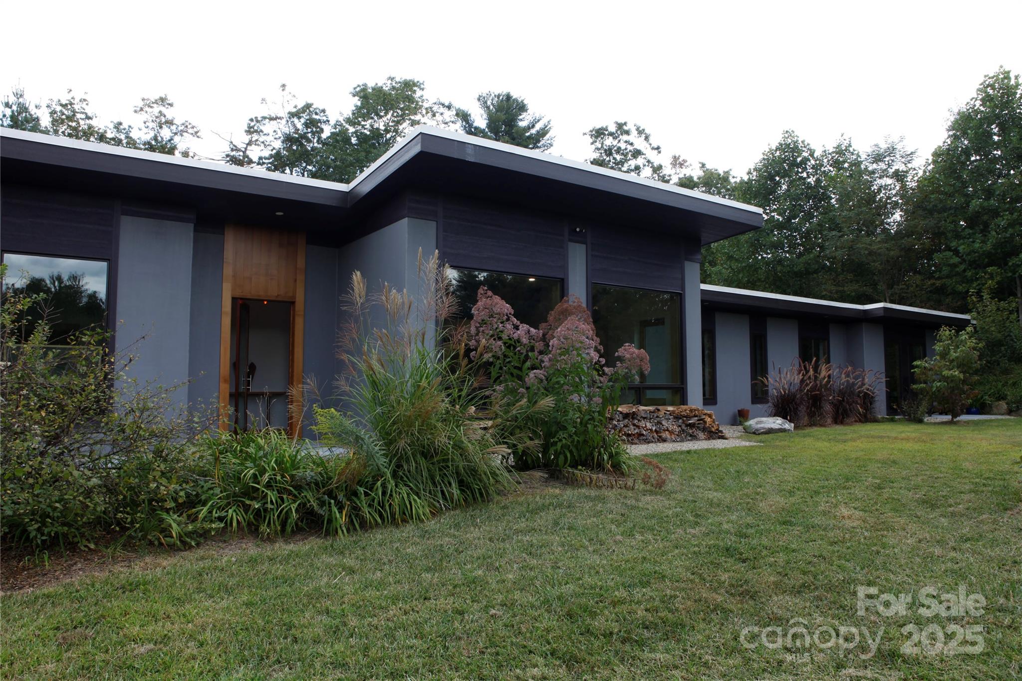 17 Fig Tree Lane Asheville NC 28803