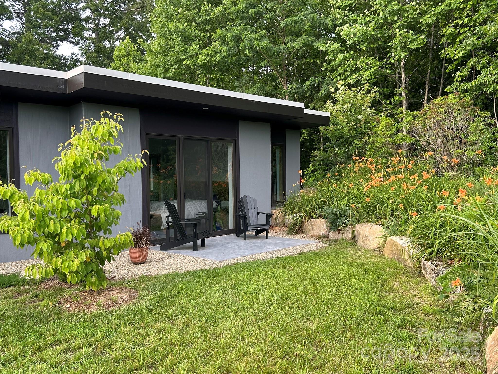 17 Fig Tree Lane Asheville NC 28803