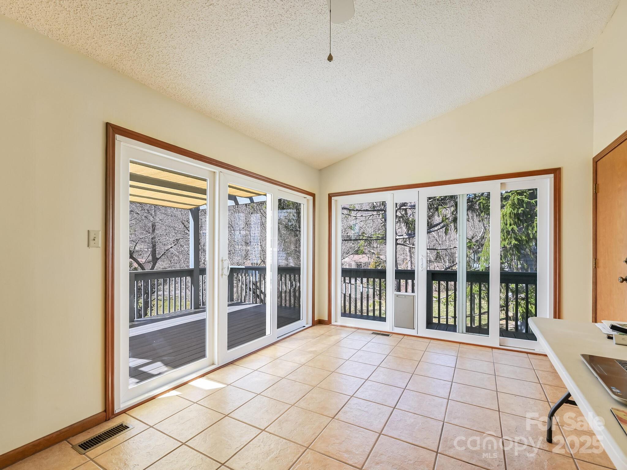 34 Larkspur Court Asheville NC 28805