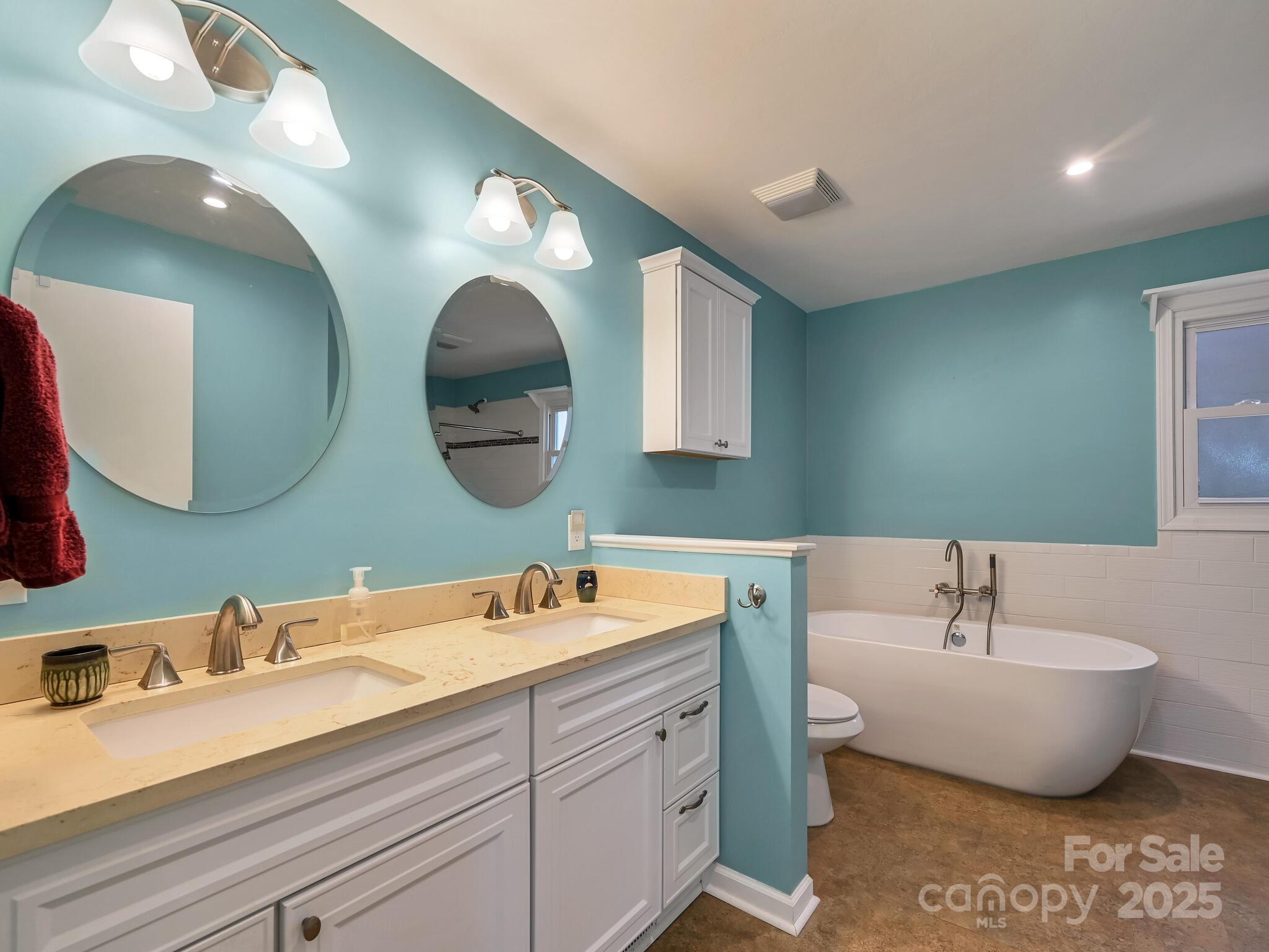 34 Larkspur Court Asheville NC 28805