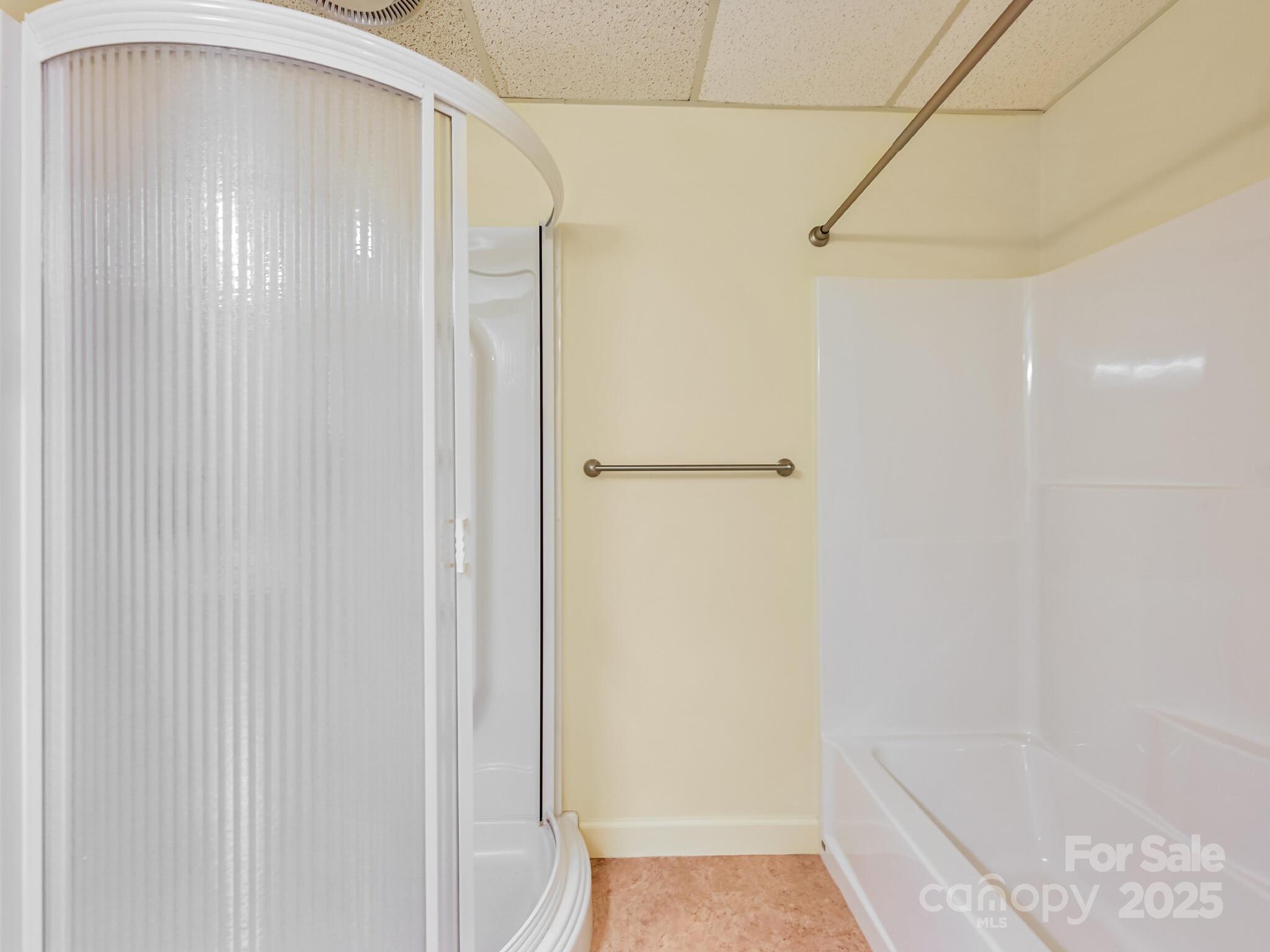 34 Larkspur Court Asheville NC 28805