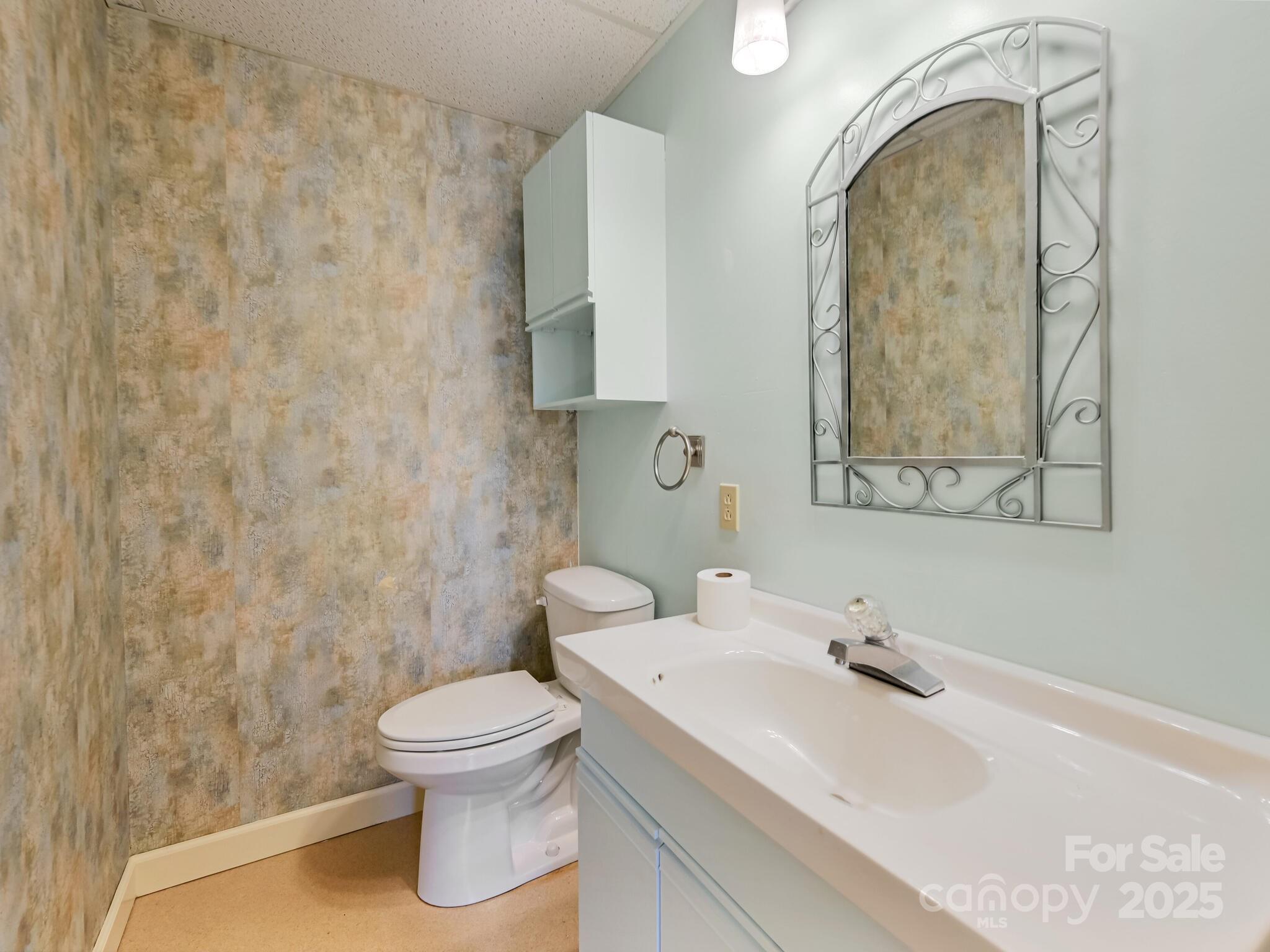 34 Larkspur Court Asheville NC 28805