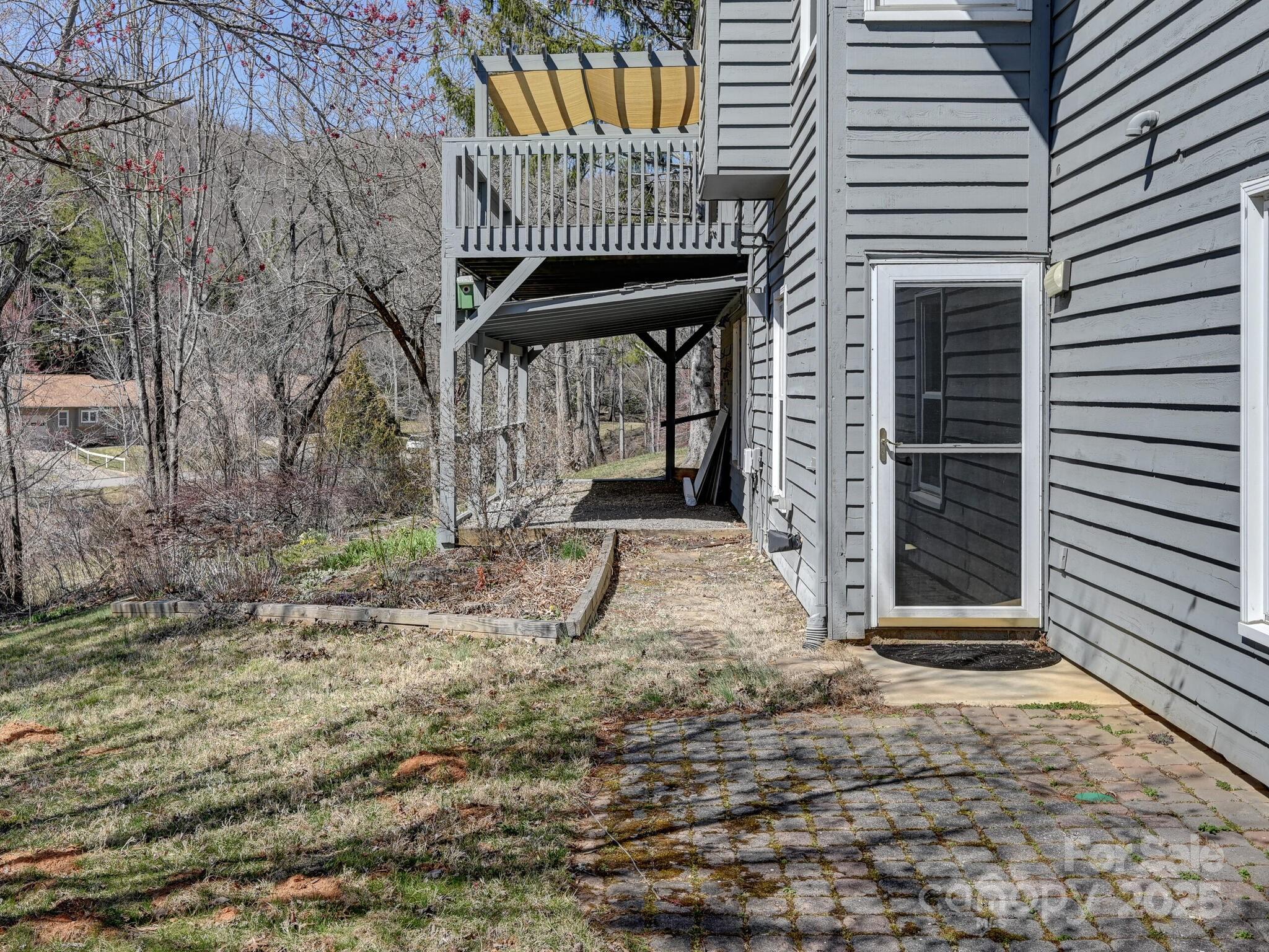 34 Larkspur Court Asheville NC 28805