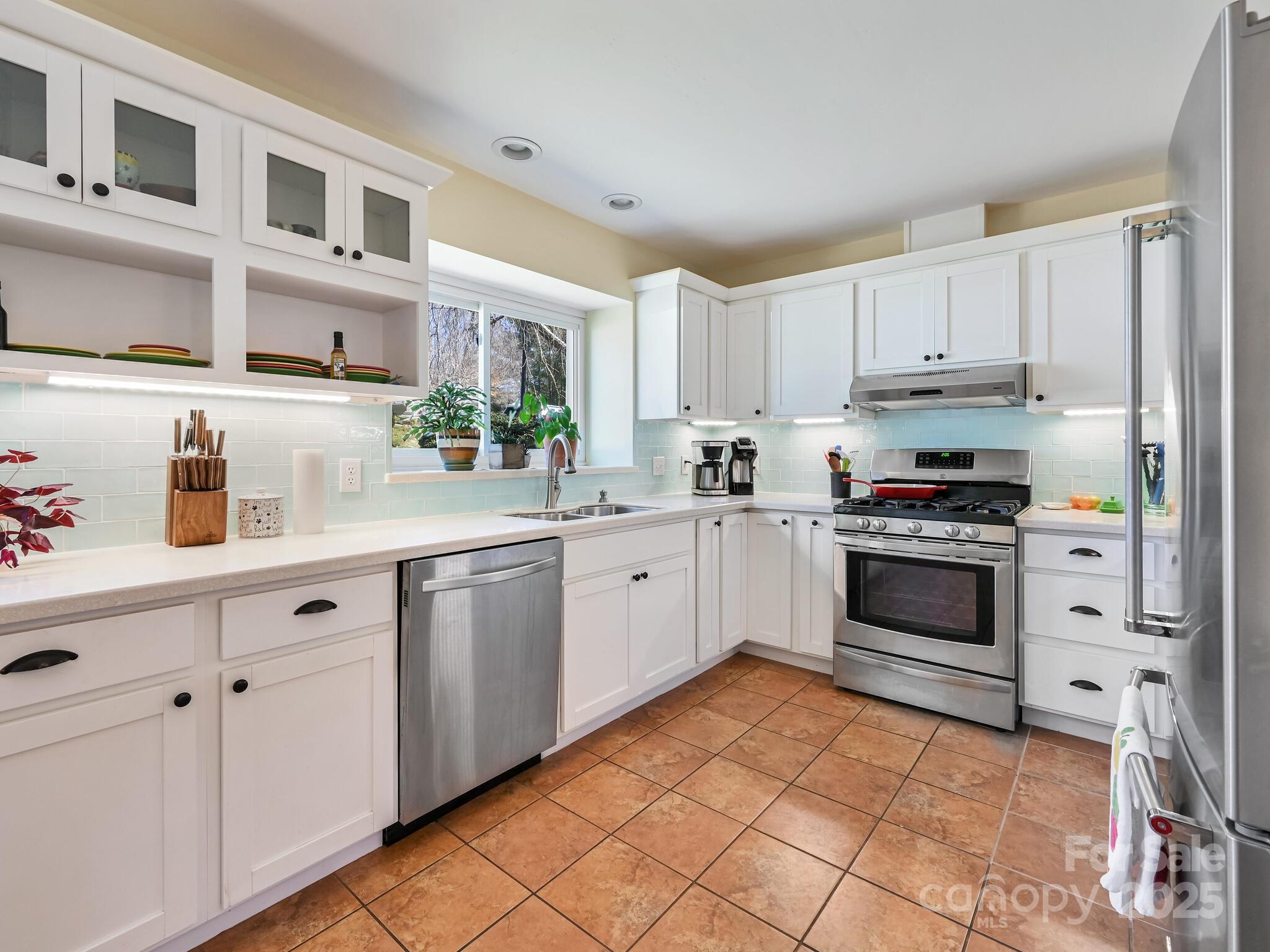 34 Larkspur Court Asheville NC 28805