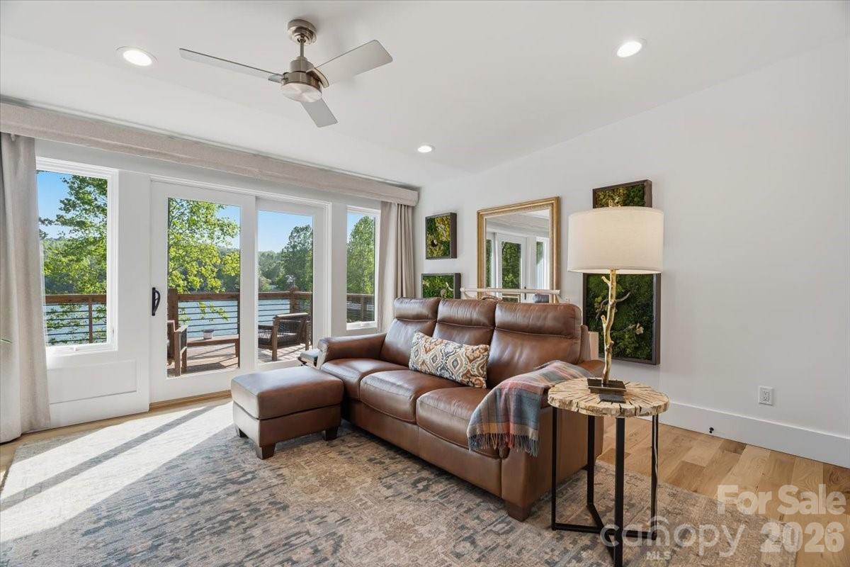 984 Eagle Lake Drive Brevard NC 28712