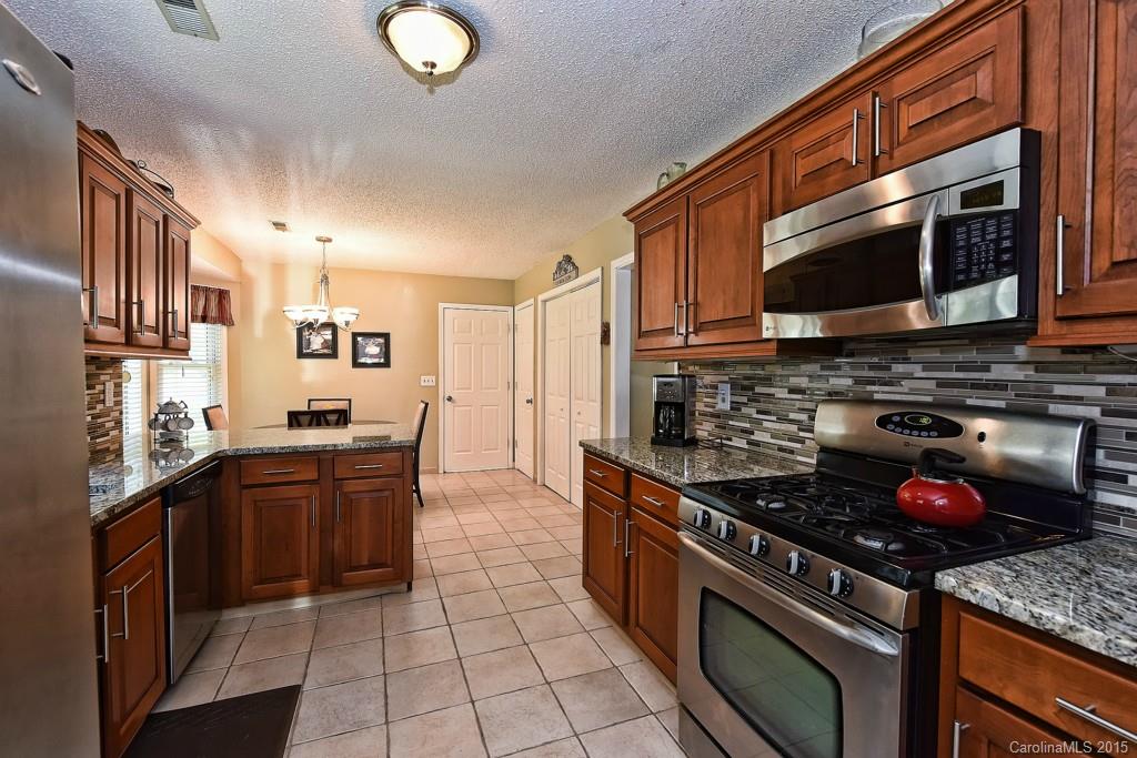 11233 Snapfinger Drive Charlotte NC 28277